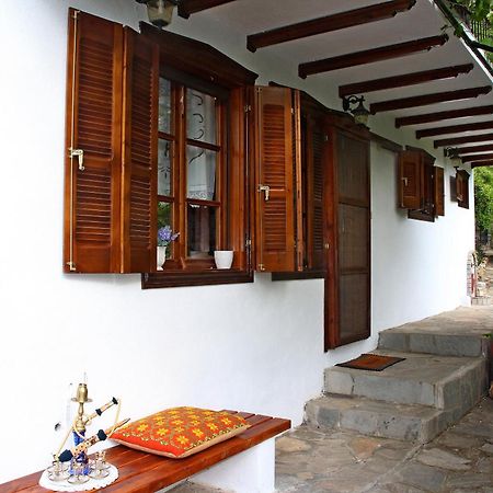 Katoikia Me Ta Pitharia Prínos Exterior foto