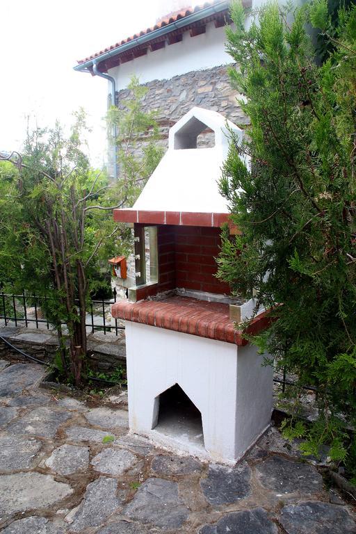 Katoikia Me Ta Pitharia Prínos Exterior foto